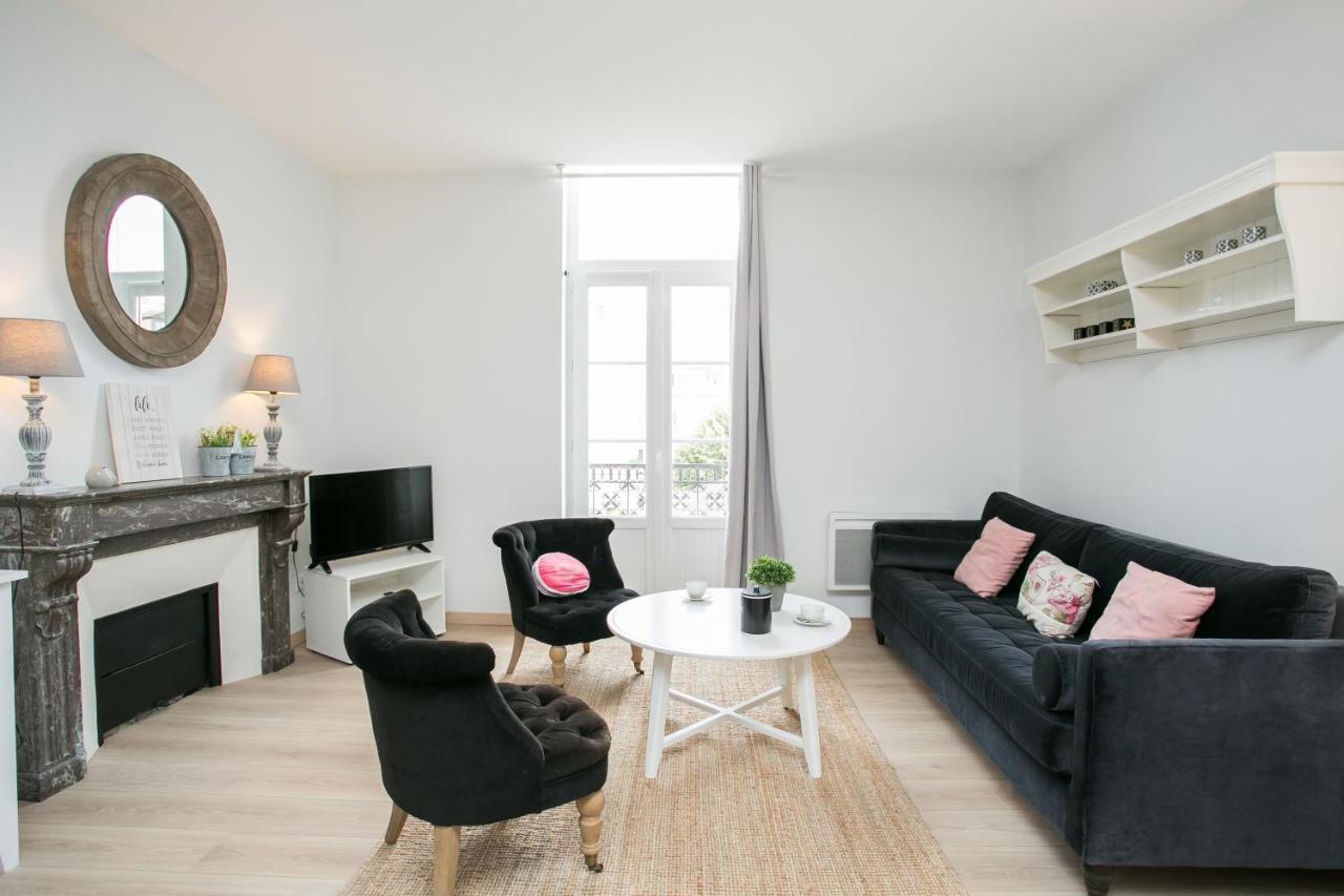Logis Des Halles Du Coderc Apartment Perigueux Room photo
