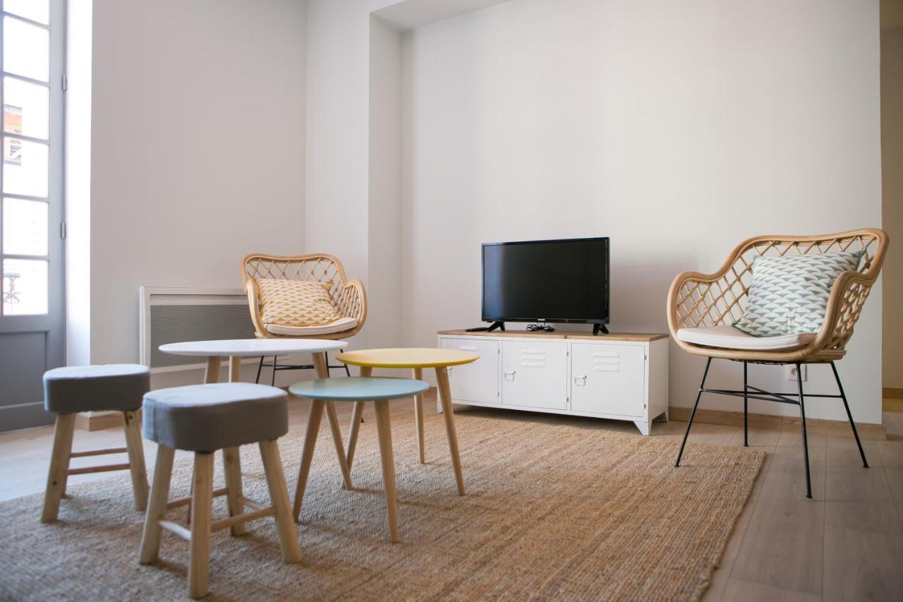 Logis Des Halles Du Coderc Apartment Perigueux Room photo