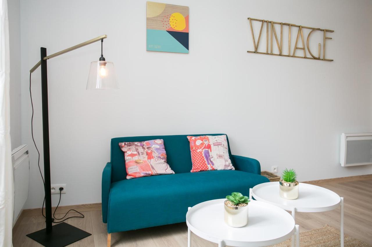 Logis Des Halles Du Coderc Apartment Perigueux Room photo