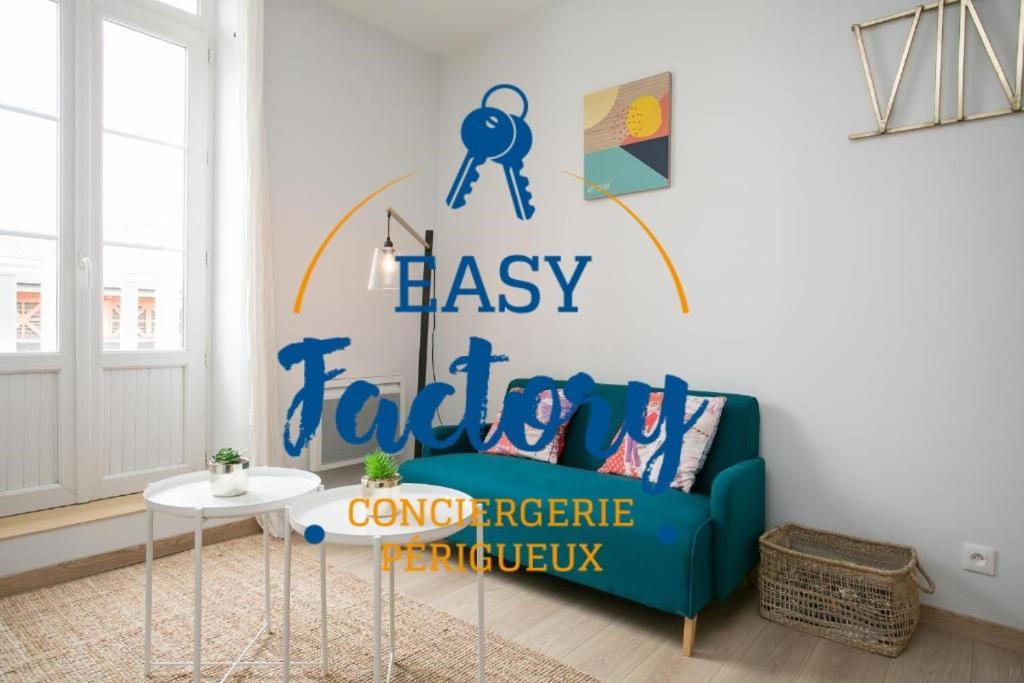 Logis Des Halles Du Coderc Apartment Perigueux Room photo